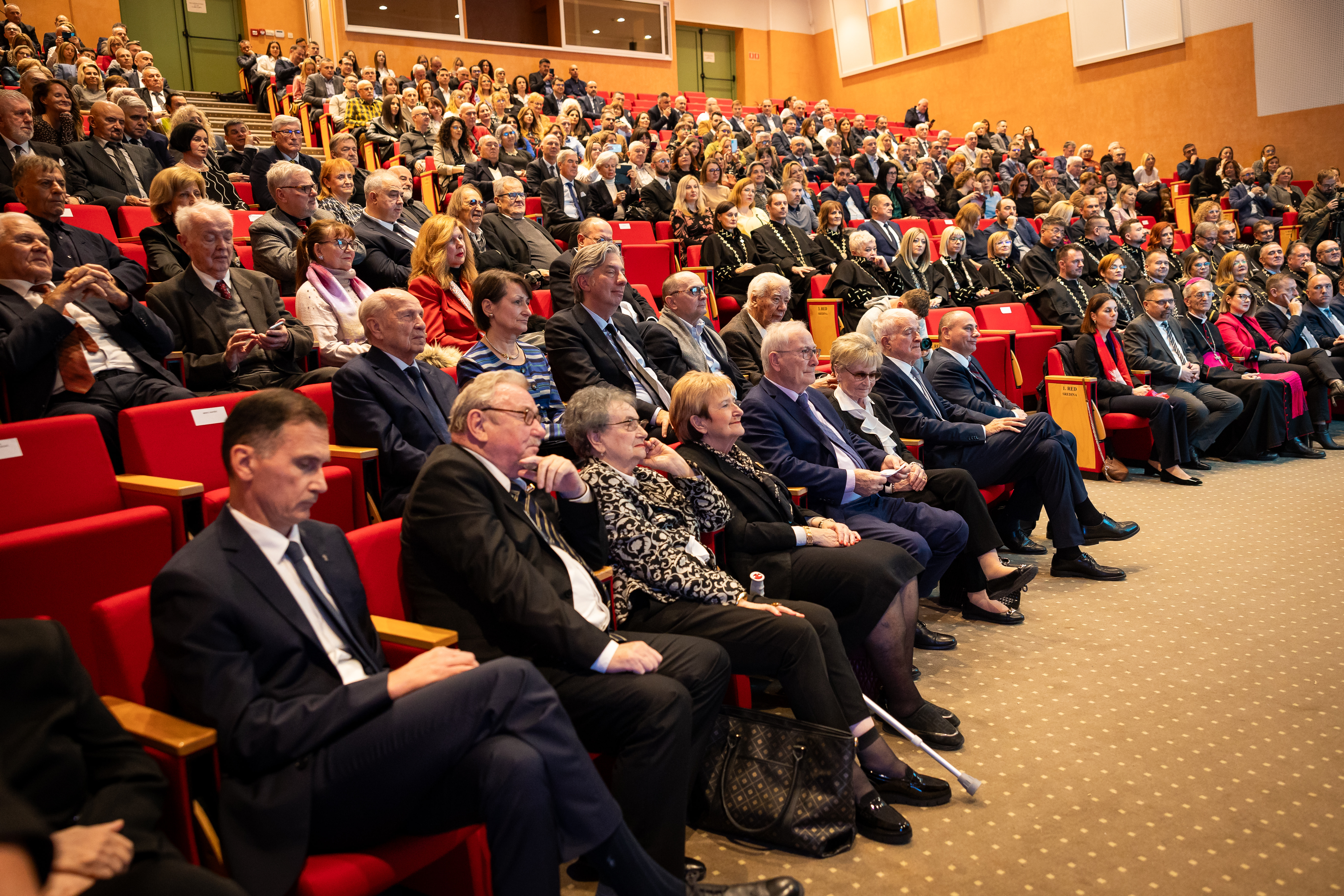 MEDICINSKI FAKULTET OSIJEK OBILJEŽIO 25. OBLJETNICU SAMOSTALNOG RADA